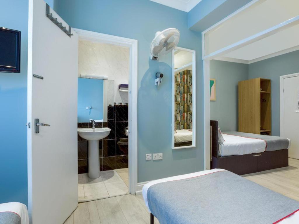 Orlando Hotel Лондон Стая снимка