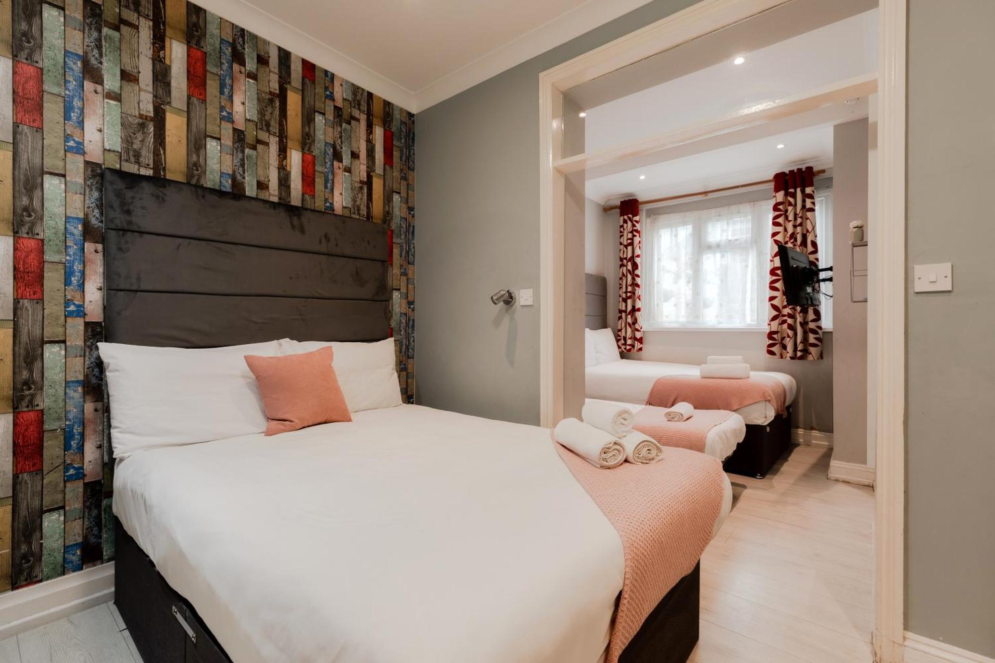 Orlando Hotel Лондон Екстериор снимка